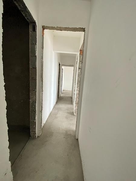 BELÍSSIMO APARTAMENTO, À 50m DO MAR E LAZER COMPLETO — foto 6