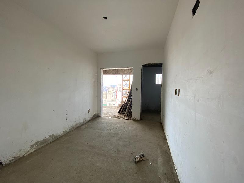 BELÍSSIMO APARTAMENTO, À 50m DO MAR E LAZER COMPLETO — foto 8