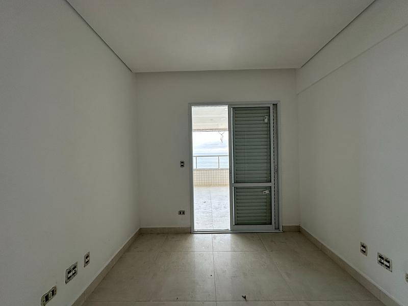 BELÍSSIMO APARTAMENTO, AMPLO E LAZER COMPLETO — foto 13