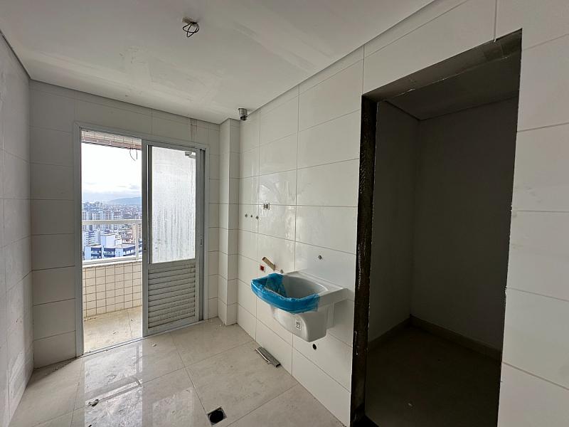 BELÍSSIMO APARTAMENTO, AMPLO E LAZER COMPLETO — foto 9