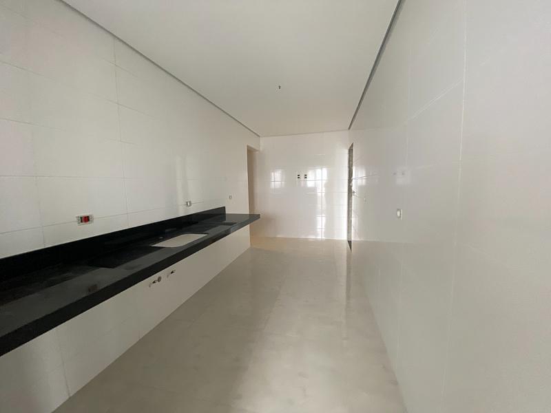 BELÍSSIMO APARTAMENTO, AMPLO E LAZER COMPLETO — foto 4