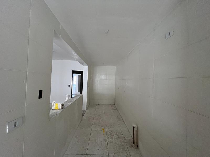 BELÍSSIMA CONSTRUÇÃO, AMPLA E LAZER COMPLETO — foto 4