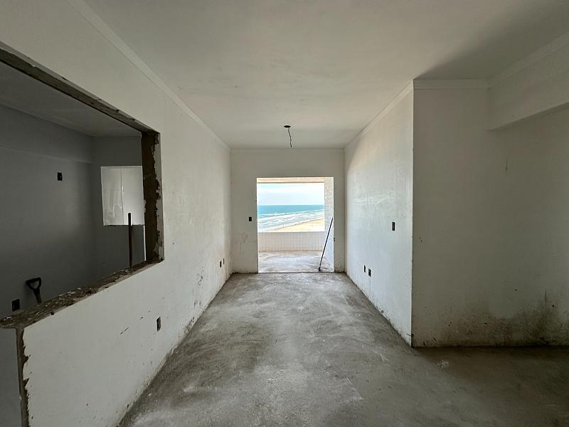 BELÍSSIMA CONSTRUÇÃO, PRÉDIO FRENTE MAR E LAZER COMPLETO — foto 6