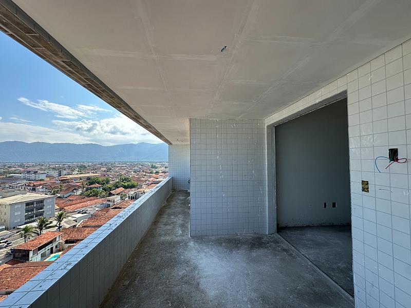 BELÍSSIMA CONSTRUÇÃO, PRÉDIO FRENTE MAR E LAZER COMPLETO — foto 4