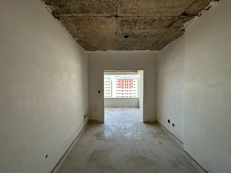 EXCELENTE APARTAMENTO, AMPLO E LAZER COMPLETO — foto 4