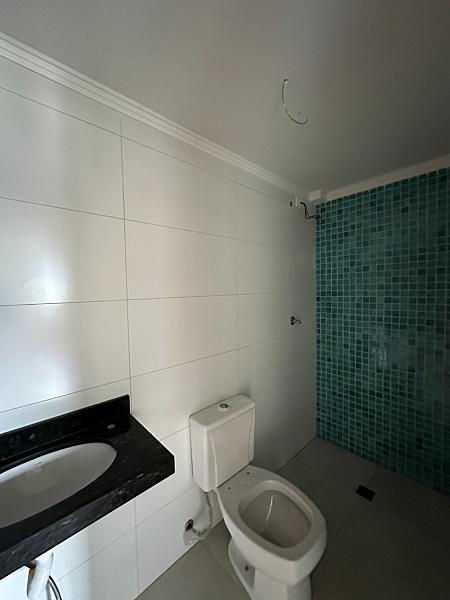 BELÍSSIMO APARTAMENTO, À 5M DO MAR E LAZER COMPLETO — foto 10