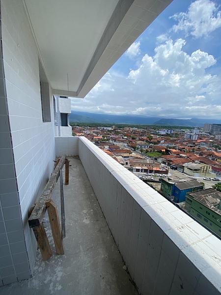 BELÍSSIMA CONSTRUÇÃO, À 50m DO MAR E LAZER COMPLETO — foto 4