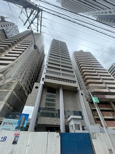 BELÍSSIMO APARTAMENTO, À 80M DO MAR E LAZER COMPLETO — foto 9