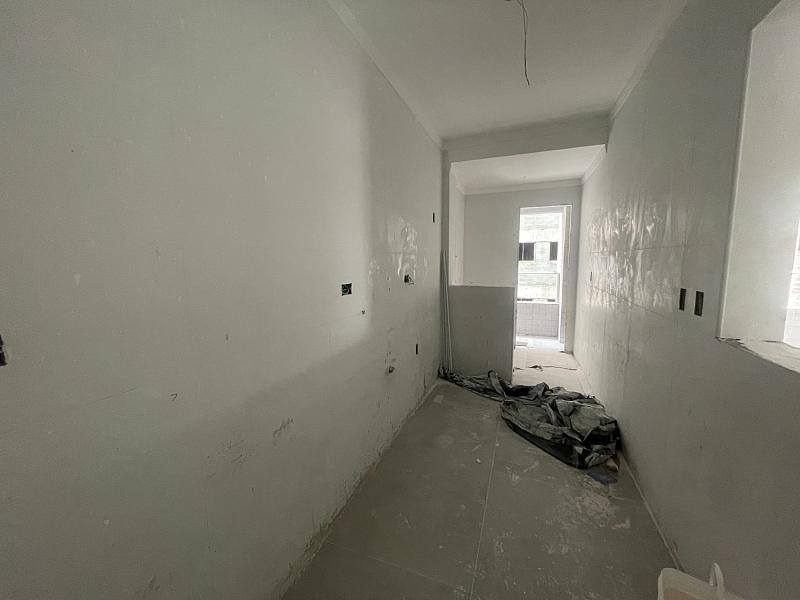 BELÍSSIMO APARTAMENTO, À 80M DO MAR E LAZER COMPLETO — foto 4