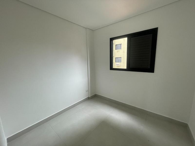 EXCELENTE CASA EM CONDOMÍNIO, FINO ACABAMENTO E À 300M DO MAR — foto 10