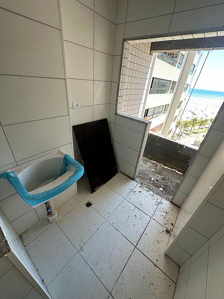 BELÍSSIMA CONSTRUÇÃO, À 50m DO MAR E LAZER COMPLETO — foto 10