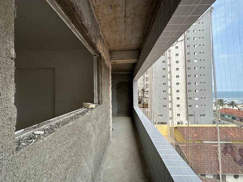 BELÍSSIMO APARTAMENTO, À 50m DO MAR E LAZER COMPLETO — foto 19