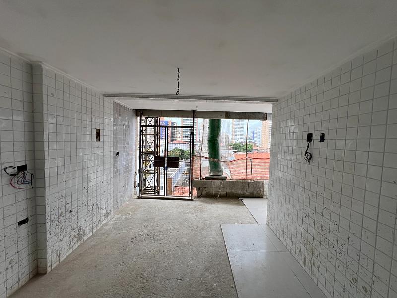 BELÍSSIMO APARTAMENTO, À 150m DO MAR E ESPAÇO DE LAZER — foto 3