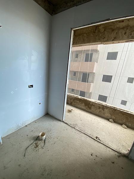 BELÍSSIMO APARTAMENTO, À 50M DO MAR E LAZER COMPLETO — foto 8