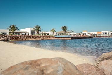 CASA DE ALTO PADRÃO EM CONDOMÍNIO