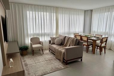 APARTAMENTO NOVO E MOBILIADO NO CENTRO