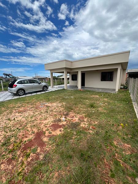 CASA A VENDA EM TORRES 1