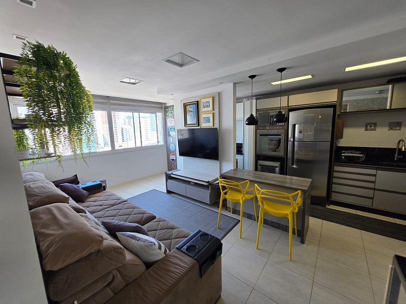 APARTAMENTO A VENDA NO CENTRO DE TORRES 1