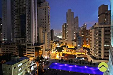 Apartamento com 3 quartos à venda, 144m², 2 banheiros, 2 garagens - Pioneiros - Balneário Camboriú