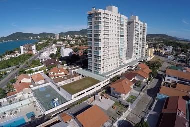 APARTAMENTO EM PENHA SC FRENTE MAR - VELUTTI HOME CLUB