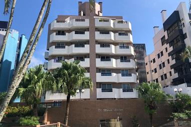 CAIOBÁ - PRÉDIO FRENTE AO MAR - 5 PESSOAS