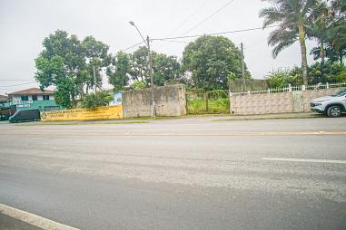 Lote de Terreno 11x30 com Potencial Comercial em Matinhos-PR