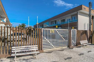 CAIOBÁ - RESIDENCIAL BUGANVILIA 14-B - 6 PESSOAS - TÉRREO