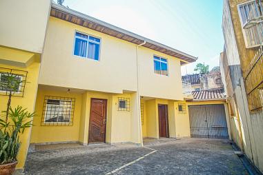 San Mateus 6 - Sobrado em condomínio com 2 quartos, churrasqueira, 1 vaga de garagem na região do Sesc Caiobá - acomoda até 6 pessoas