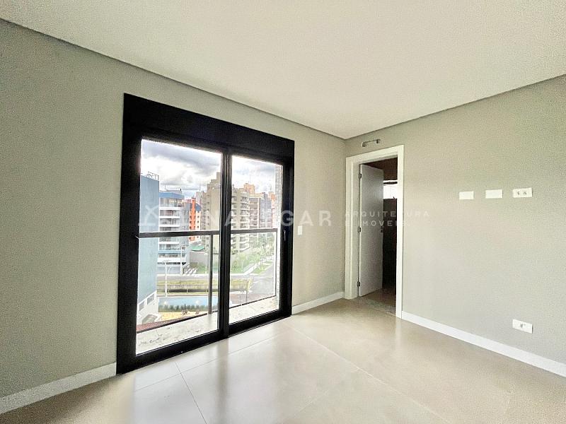 CAIOBÁ - ALTO PADRÃO - COBERTURA COM PISCINA  E VISTA PARA O MAR - ED. GALILEO GALILEI - 601 — foto 13