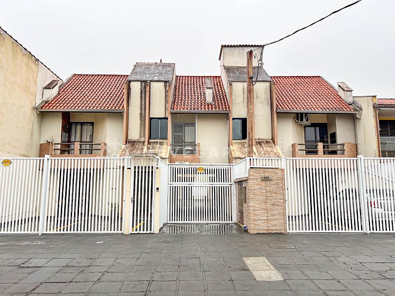 Pedra do Sal - Apartamento duplexmobiliado  com 3 quartos sendo 1 su�te, com churrasqueira e ar condicionado pr�ximo � Praia Brava em Caiob� 1