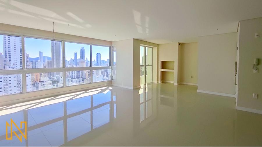 Apartamento no Puerto Velero – Balneário Camboriú  140m² com 4 dormitórios (2 suítes + 2 demi-suítes), 3 vagas e a localização mais estratégica. — foto 2