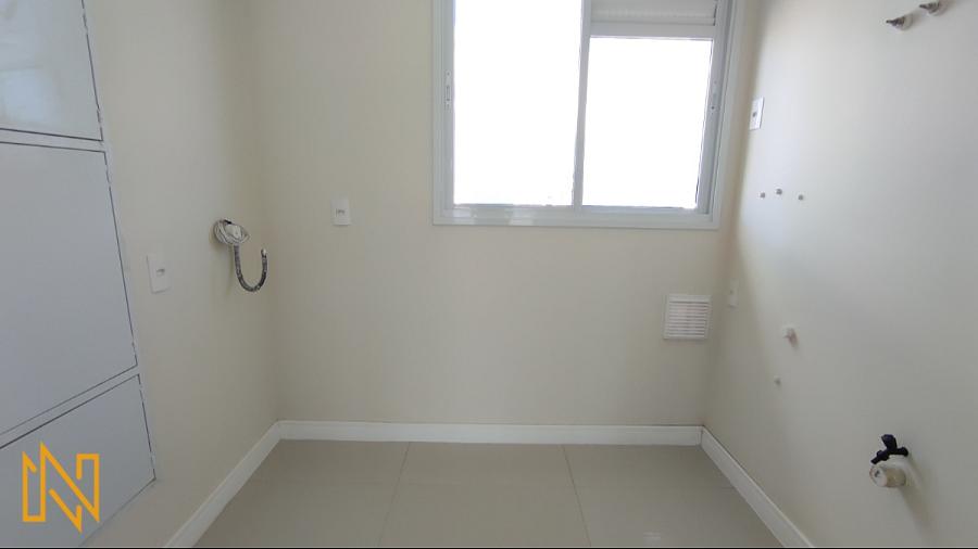 Apartamento no Puerto Velero – Balneário Camboriú  140m² com 4 dormitórios (2 suítes + 2 demi-suítes), 3 vagas e a localização mais estratégica. — foto 7