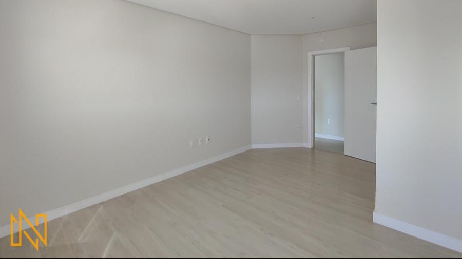 Apartamento no Puerto Velero – Balneário Camboriú  140m² com 4 dormitórios (2 suítes + 2 demi-suítes), 3 vagas e a localização mais estratégica. — foto 8