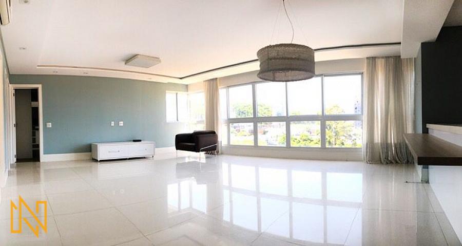 Apartamento na praia Brava Prximo  Praia em Itaja - SC