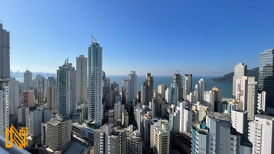 Apartamento com 03 Suítes e 03 Vagas no Edifício Phoenix Tower em Balneário Camboriú - SC — foto 28