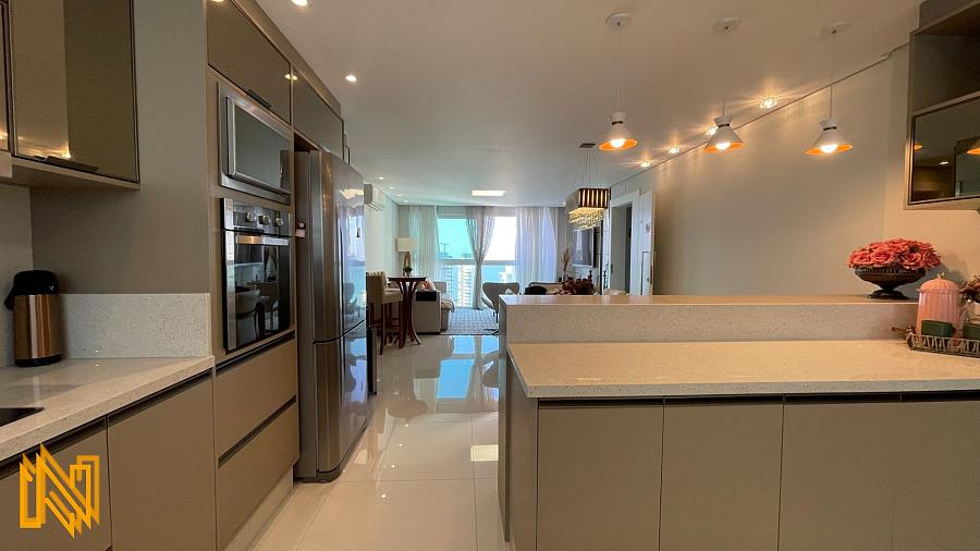 Apartamento com 03 Suítes e 03 Vagas no Edifício Phoenix Tower em Balneário Camboriú - SC — foto 5