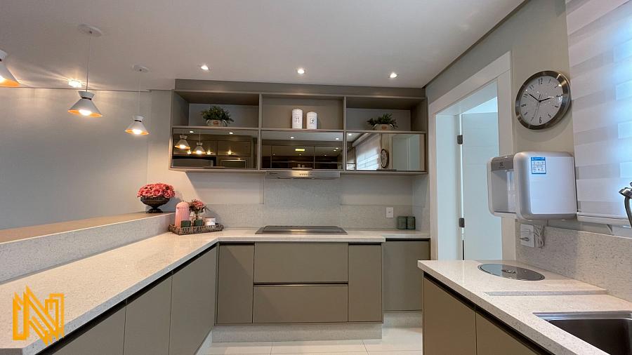 Apartamento com 03 Suítes e 03 Vagas no Edifício Phoenix Tower em Balneário Camboriú - SC — foto 8