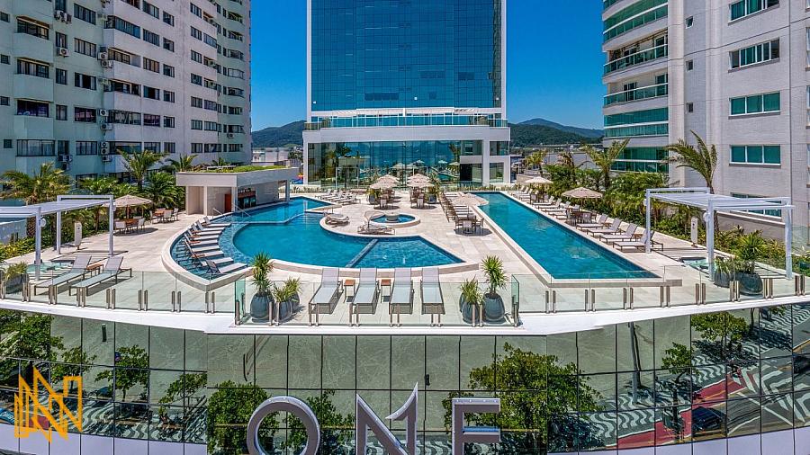 Apartamento com 4 Suítes no Edifício One Tower em Balneário Camboriú - SCc — foto 52