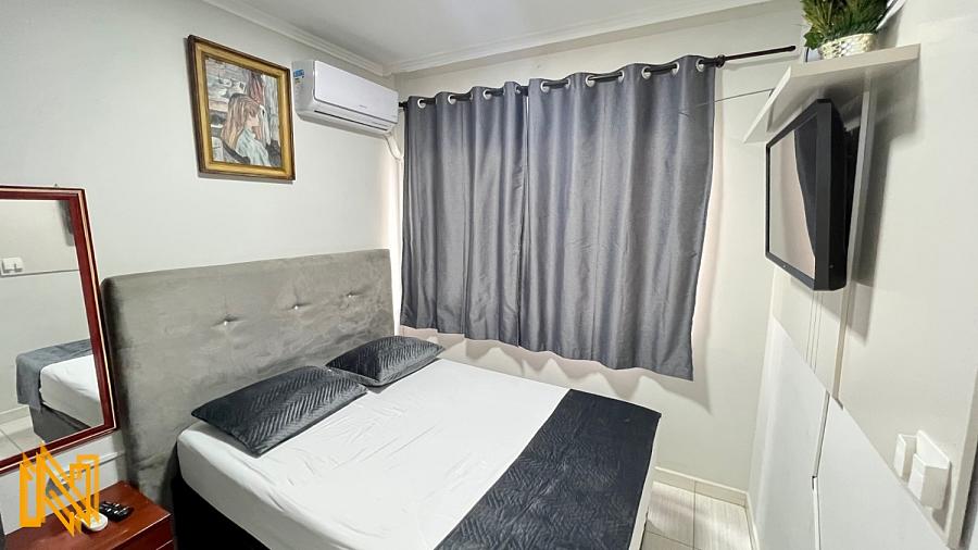 Apartamento na Quadra do Mar – Edifício Dona Rosinha, Balneário Camboriú — foto 3