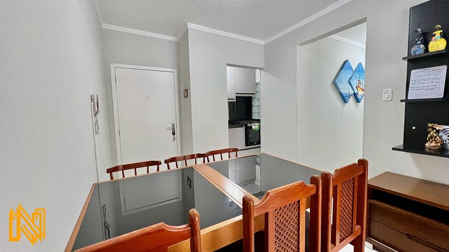 Apartamento na Quadra do Mar – Edifício Dona Rosinha, Balneário Camboriú — foto 12