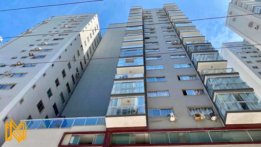 Apartamento na Quadra do Mar – Edifício Dona Rosinha, Balneário Camboriú — foto 15
