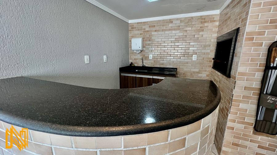 Apartamento na Quadra do Mar – Edifício Dona Rosinha, Balneário Camboriú — foto 17