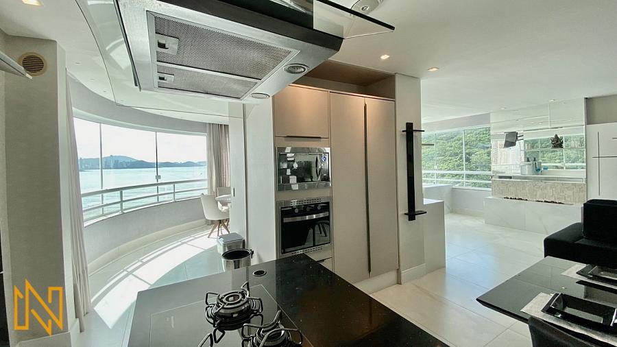 Apartamento de Luxo Frente Mar no Edifício Barra Tower – Balneário Camboriú — foto 8