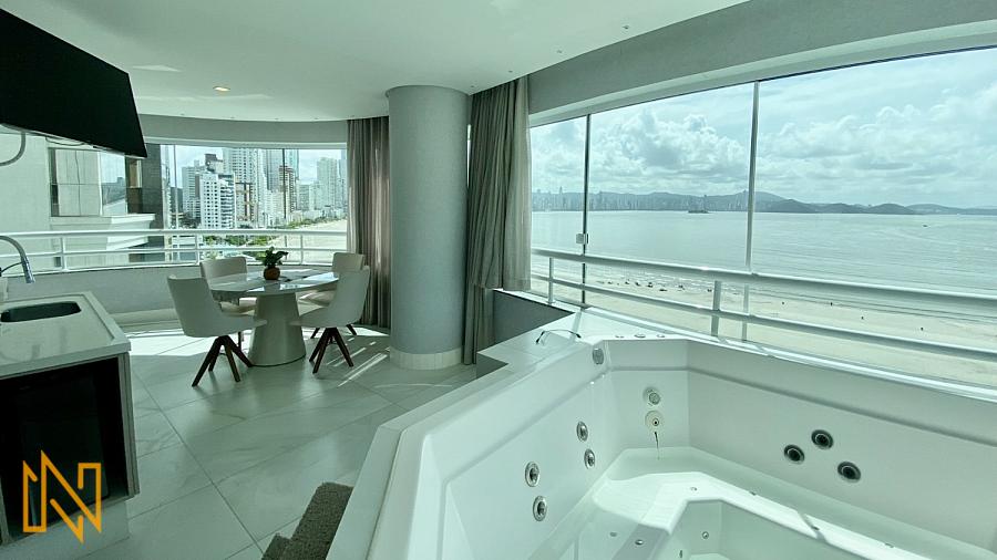 Apartamento de Luxo Frente Mar no Edifício Barra Tower – Balneário Camboriú — foto 2