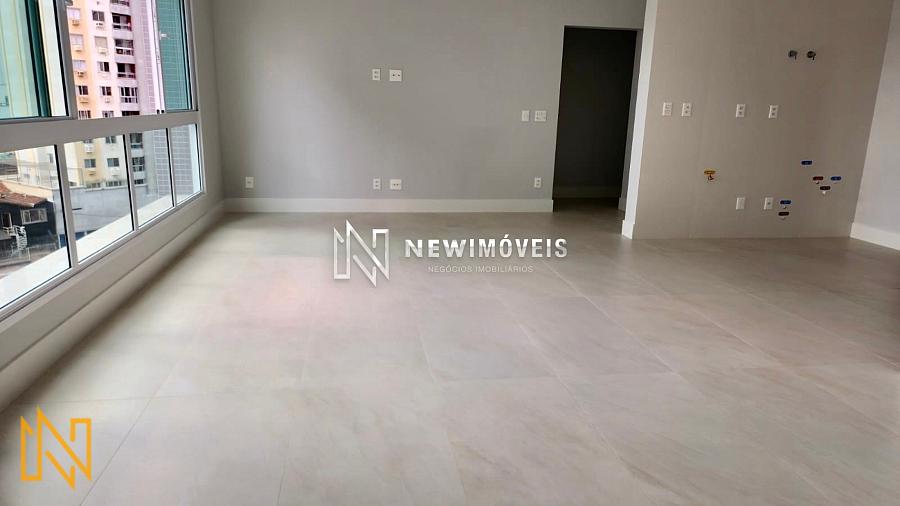 Apartamento Diferenciado com 4 Dormitórios em Balneário Camboriú - SC — foto 3