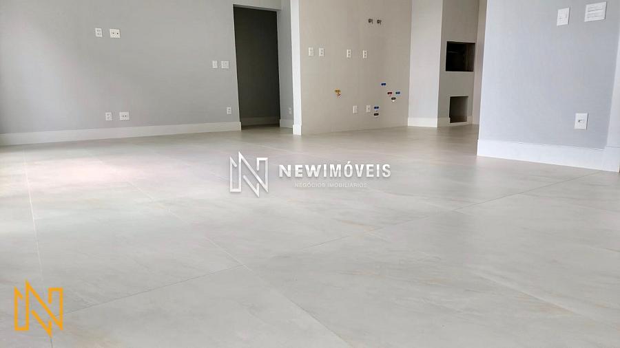 Apartamento Diferenciado com 4 Dormitórios em Balneário Camboriú - SC — foto 4