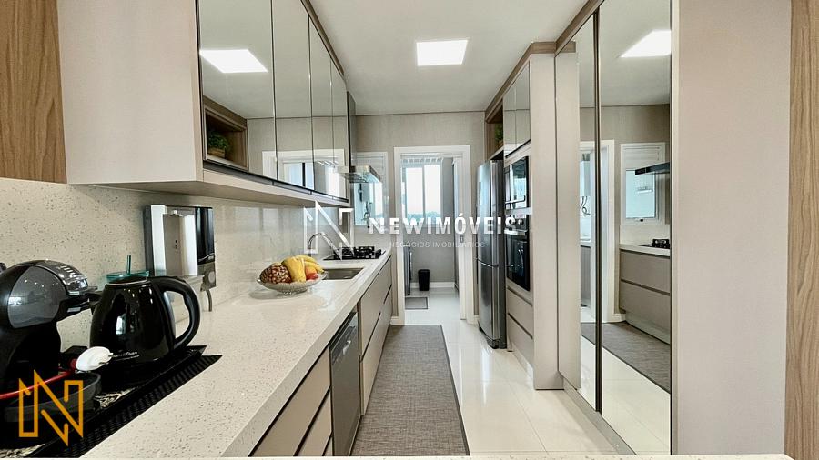 Apartamento 4 Quartos no Puerto Velero, Centro de Balneário Camboriú – 140 m², Mobiliado e 3 Vagas — foto 14