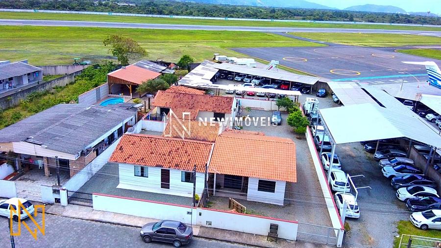 Terreno com 3 Casas – Ao lado do Aeroporto, Navegantes  854m² no coração de São Domingos: oportunidade pra morar, alugar ou investir — foto 2