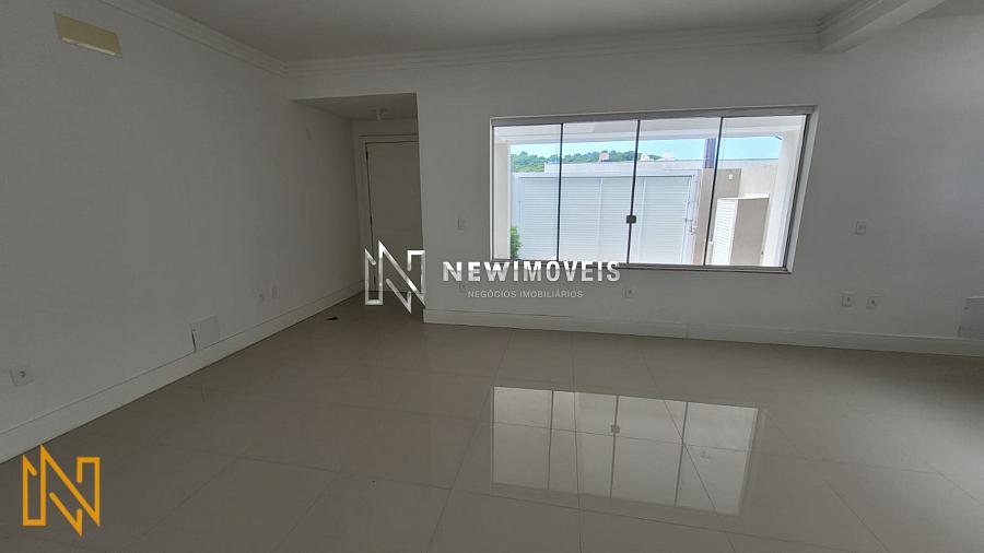 Casa Geminada com 03 Dormitórios na Praia Brava, Itajaí - SC — foto 19