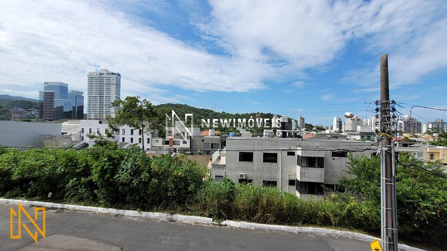 Casa Geminada com 03 Dormitórios na Praia Brava, Itajaí - SC — foto 24
